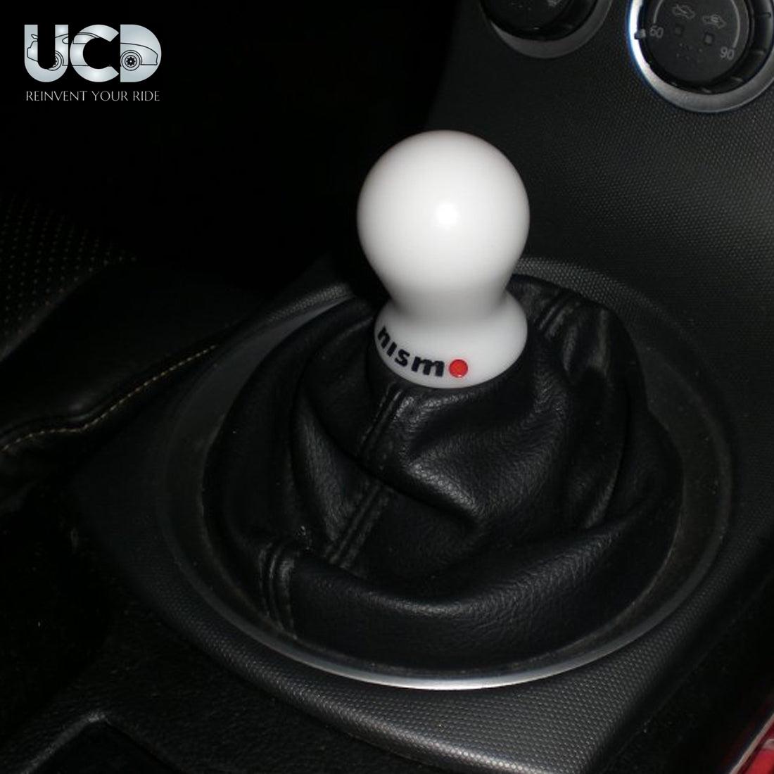 GEAR KNOB NISMO IN WHITE COLOR PACK OF 1