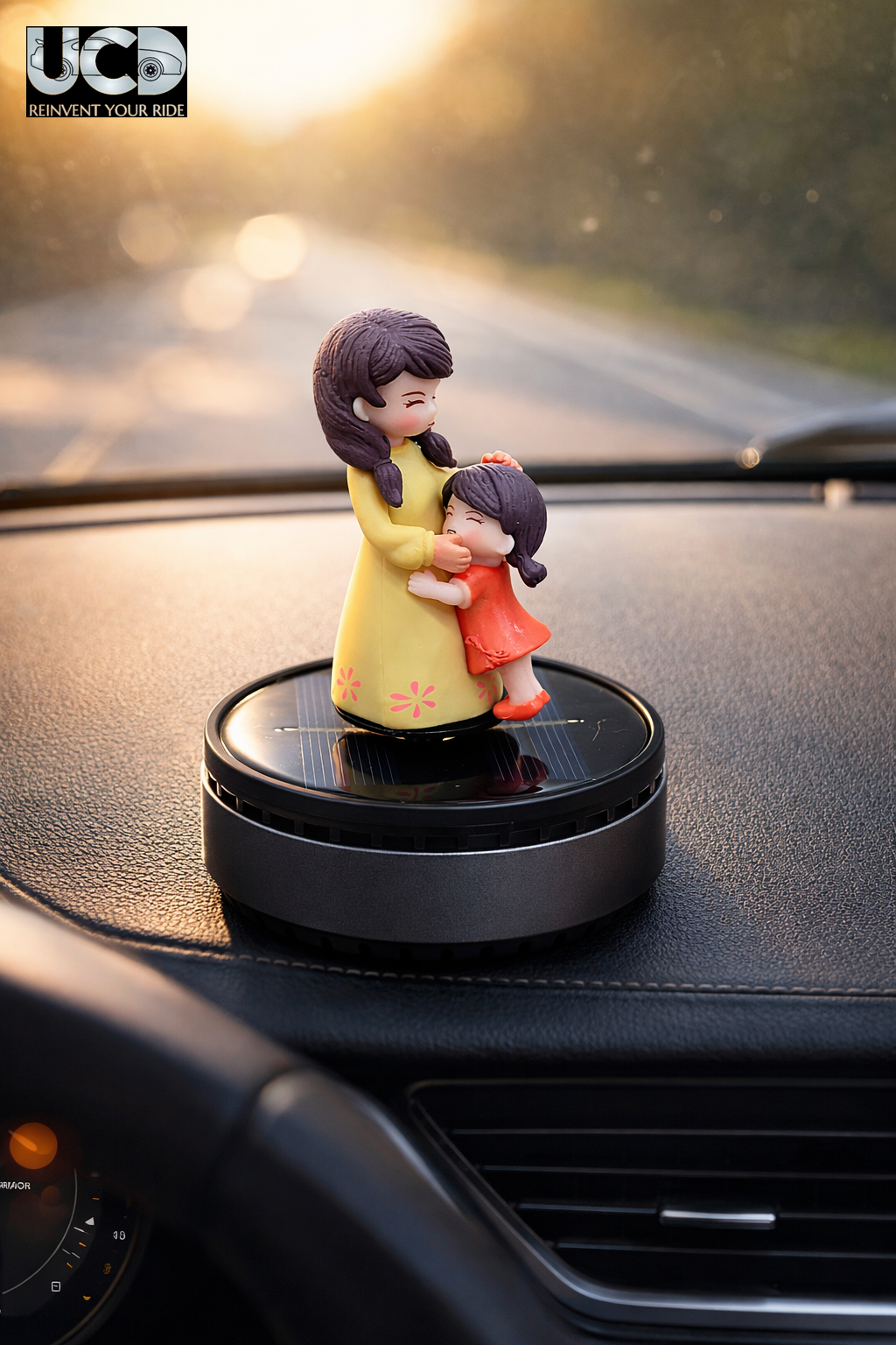 Solar Powered Rotating Parents Mom and Daughter Showpiece with Aroma Diffuser Bottle – Romantic Dashboard & Home Decor